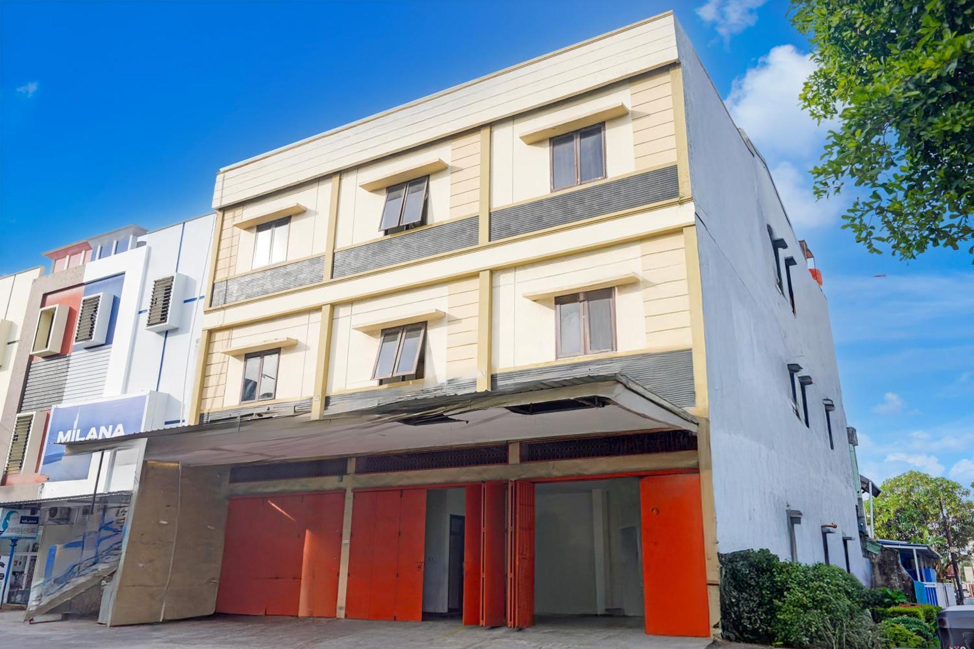 Hotel O Rappocini Near Rsia Paramount Macáçar Exterior foto